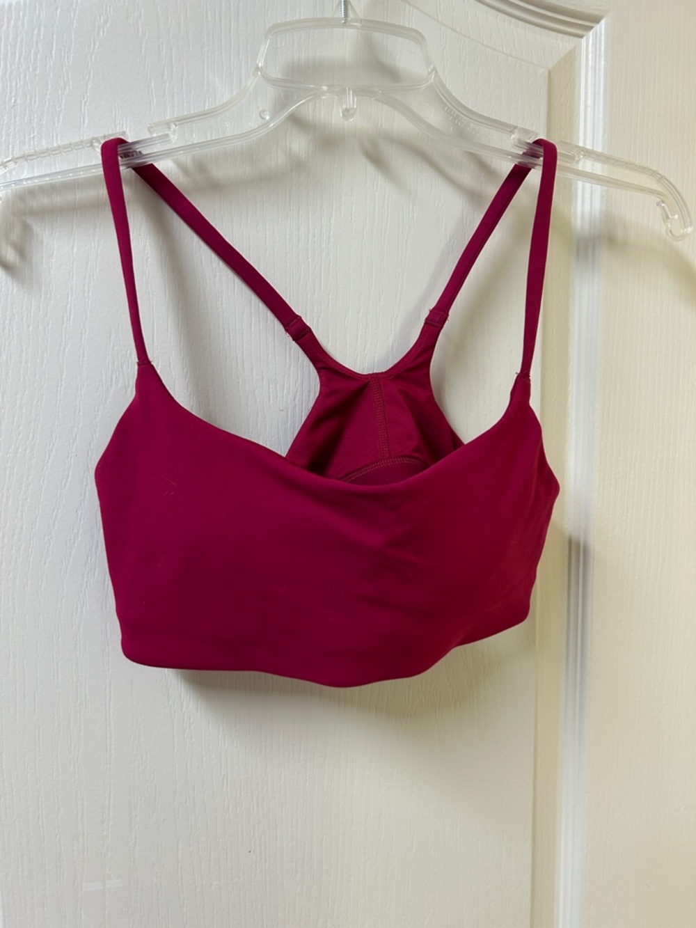 lululemon athletica Wunder Train Bra Light Support A/B cup Ruby Red Sz 8